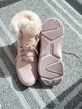 Mark Nason Pink Plush-Lined Winter Lace-Up Boots